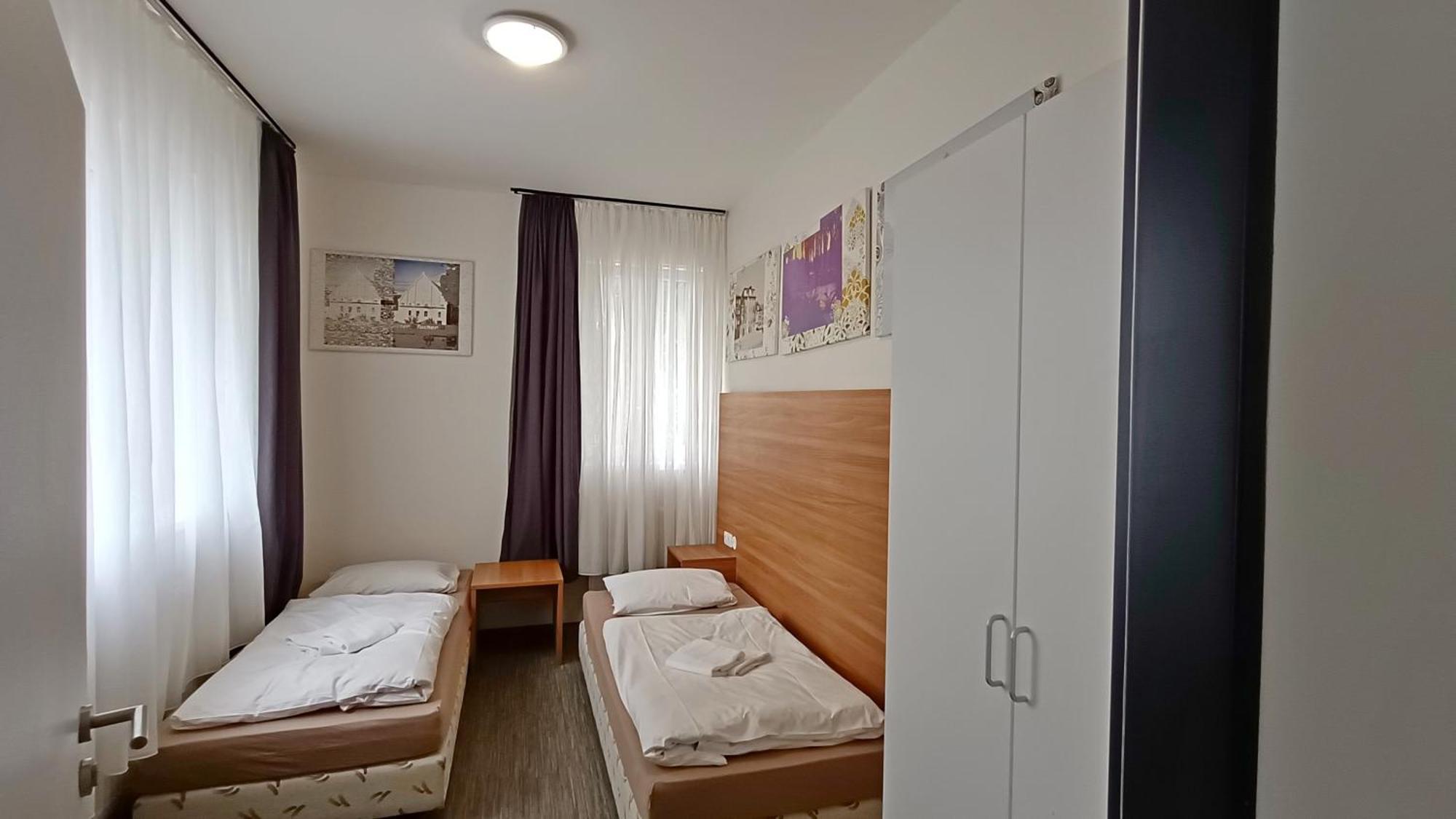 Apartments Gato Karlovy Vary Stara Role Exterior foto